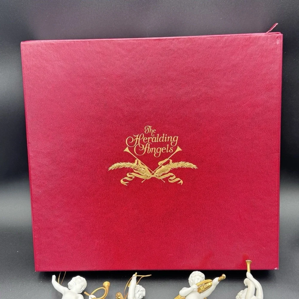 Franklin Mint Heralding Angels Set of 12 24kt Gold & Porcelain Ornaments + Case